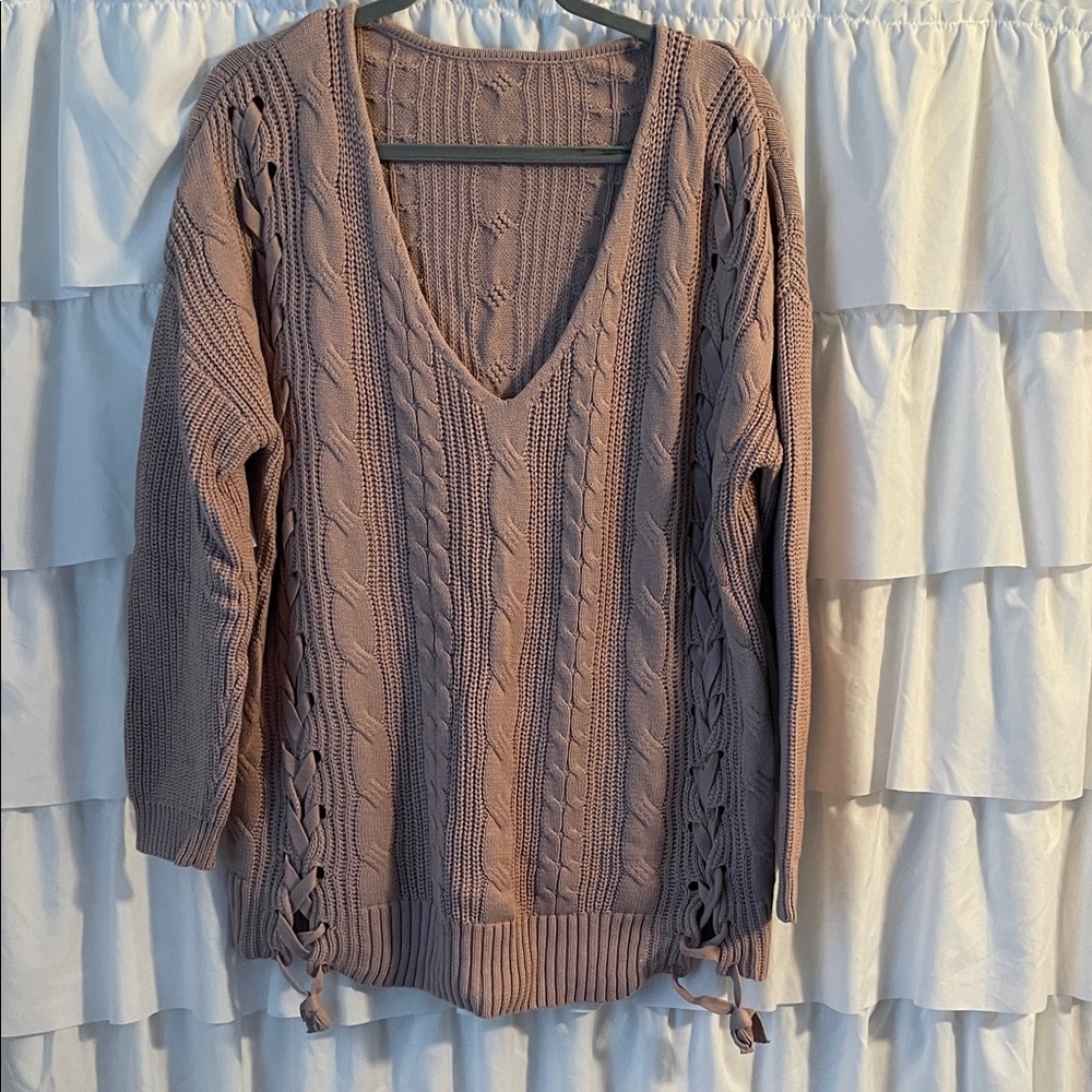 Amazon Women's V-Neck Cable Knit Sweater